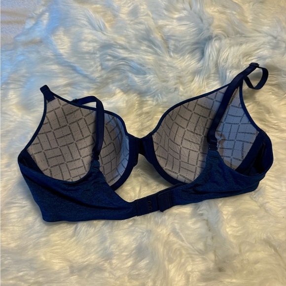 Dark Blue Victorias Secret Bra and Pantie - Picture 6 of 11
